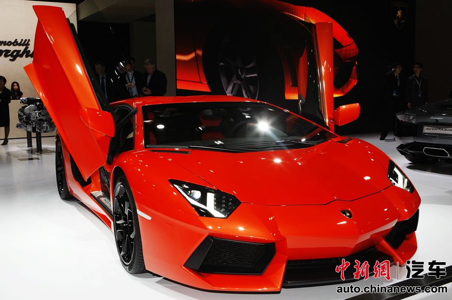 2011�Ϻ���չ���������� Aventadorʵ��