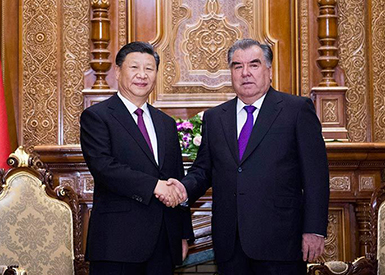 习近平同塔吉克斯坦总统拉赫蒙会谈
