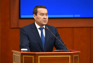 哈萨克斯坦总理：愿与中方深化“一带一路”框架下互利合作