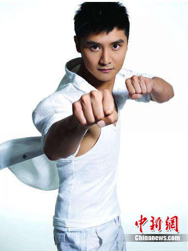 《国宝疑云》两大帅哥和谐护宝李泰延田亮拼演技